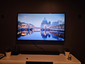 Teler LG UM7100PLB (1 foto / 1)