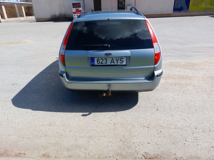 Ford Mondeo 1,8 81 kw 2007 (2 foto / 9)