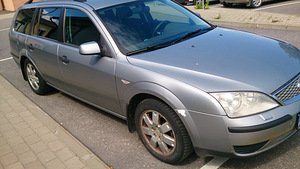 Ford Mondeo 1,8 81 kw 2007 (5 foto / 8)