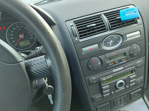 Ford Mondeo 1,8 81 kw 2007 (11 foto / 13)