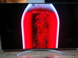 OLED-телевизор LG 55 дюймов (2 фото из 10)