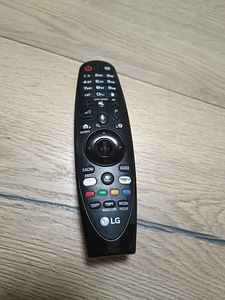 OLED-телевизор LG 55 дюймов (9 фото из 10)