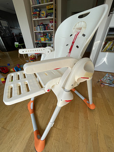 Стульчик для кормления Chicco Polly (3 фото из 8)