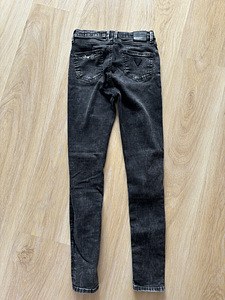 Guess teksased s 12 (2 foto / 5)