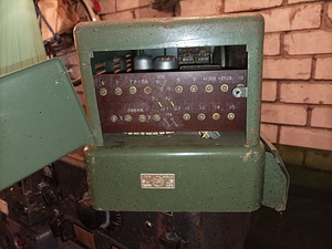 Haruldane Kolhoosi translatsiooni raadio КРУ-10 või 2 (6 foto / 8)