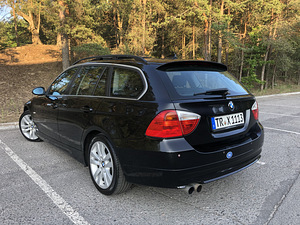 BMW 325D Touring 2007 (6 foto / 12)