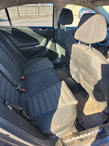 Volkswagen Passat 2,0 Diesel Avtomat (8 foto / 8)