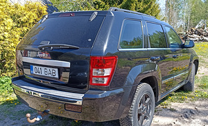 JEEP GRAND CHEROKEE 3.0 160kW 4x4 (4 foto / 8)