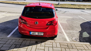 Opel crosa 2018 автомат LPG (3 фото из 10)