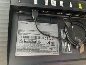 SAMSUNG UE49KU6172U Defektne (3 foto / 3)
