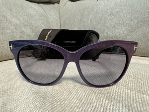 Päikeseprillid Tom Ford Saskia TF330 82b (1 foto / 5)