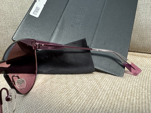 Päikeseprillid Furla SFU340 (4 foto / 5)