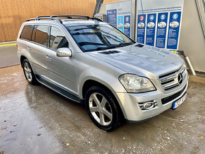 Mercedes Benz GL 420 CDi (4 foto / 8)