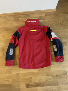 Helly Hansen S (3 фото из 3)