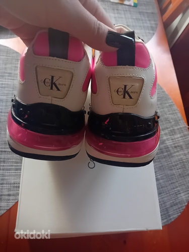 Calvin Kleini kingad suurus 39 (foto #3)