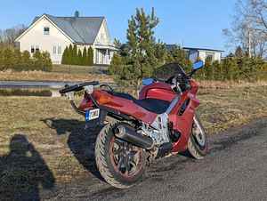 Honda VFR 750 RC 36-1 V4 74kW (3 foto / 8)