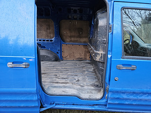 Ford transit (8 foto / 10)