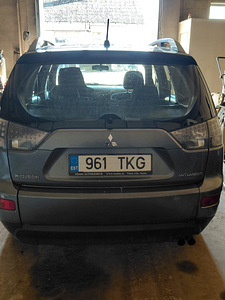 M/V Mitsubishi outlander. (2 foto / 8)