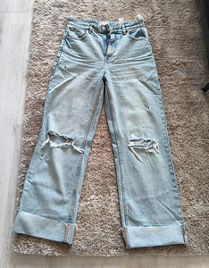 Zara женские джинсы р.40 (3 фото из 3)
