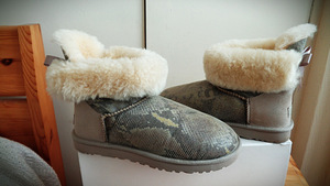 S.40(26sm)-UGG BAILEY BOW SNAKE Print-uued- (3 foto / 10)