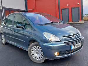 Citroën Xsara Picasso 2006 1.6 80kw bensiin manu Hind 500 e (2 foto / 6)