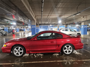 Ford Mustang 3.8 bensiin, manuaal (2 фото из 5)