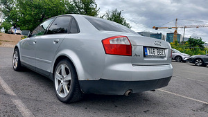 Audi A4 B6 Atm 2.0 96kw (3 foto / 10)