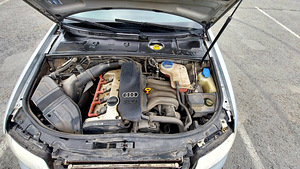 Audi A4 B6 Atm 2.0 96kw (7 foto / 10)