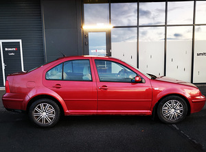 VW Bora 2.0 85kw ATM бензин (10 фото из 14)