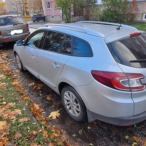 RENAUT MEGANE (4 foto / 6)