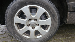 Оригинальные 18" диски Audi Q7 + всесезонные шины Kleber 255 (2 фото из 5)