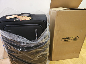 American tourister (1 foto / 3)