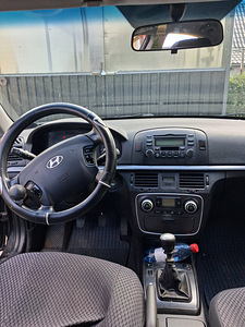 HYUNDAI SONATA (5 foto / 10)