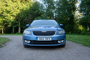 Škoda Octavia Universaal 1.2tsi автомат (1 фото из 4)