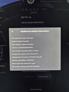 2014 Tesla Model S 85 - Tasuta kiirlaadimine ja andmeside (13 foto / 15)