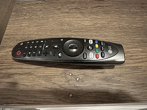 LG B8 OLED 55 дюймов (4 фото из 4)