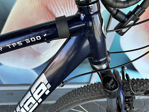 Merida Crossway TFS 500-V 28", 52cm (M) (4 foto / 5)