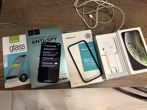 iPhone XS 64GB Space Gray (2 foto / 3)
