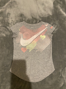 Tommy Hilfiger, Guess, Nike (5 foto / 9)