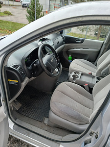 Kia carnival (7 фото из 12)