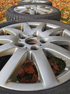 Honda Accord диски 205 /55/R16 (1 фото из 3)