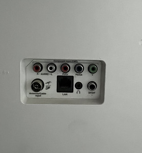 Valge LCD-teler 32 HD LED, TCL (5 foto / 5)