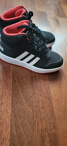 Adidas (3 фото из 3)