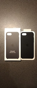 iPhone SE (2020) 128GB (2 foto / 3)