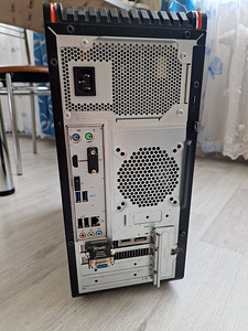 ACER PREDATOR G3-605, Intel Core i5, 22GB RAM, 1TB (7 foto / 10)
