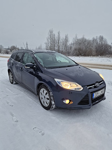 Ford Focus 1.6 85kW (5 foto / 14)