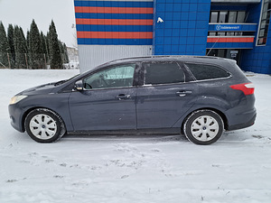 Ford Focus 1.6 85kW (4 foto / 14)