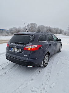 Ford Focus 1.6 85kW (8 foto / 14)