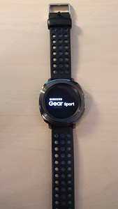 Samsung Gear Sport (3 foto / 5)