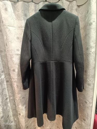 Черное шерстяное пальто (фото #2)